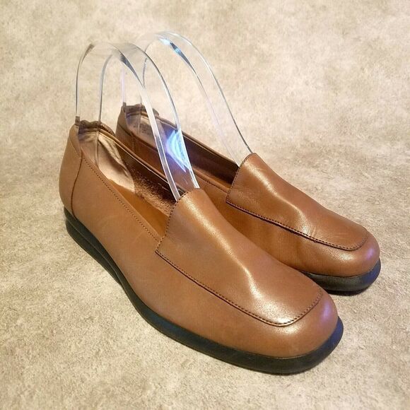 Lizflex by Liz Claiborne Womens Charleston Sz 7 Brown Leather Slip On Loafers - Picture 1 of 9